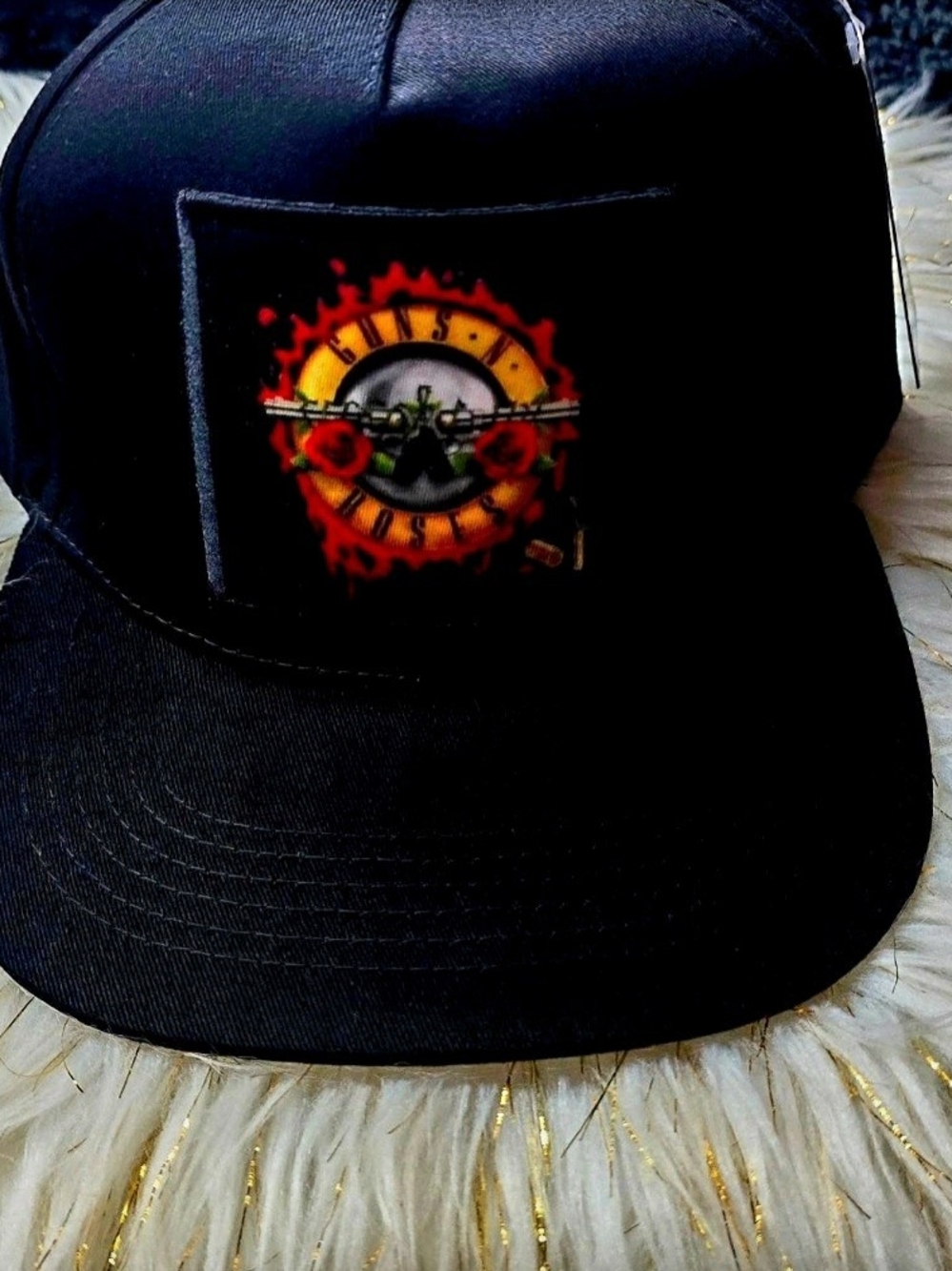 Black Logo Snapback Hat /Guns-N Roses)
